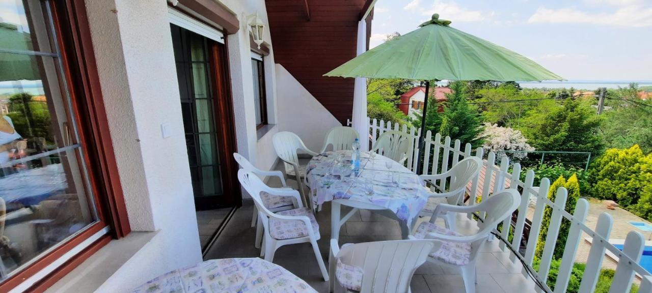 Kati Villa Vonyarcvashegy Esterno foto